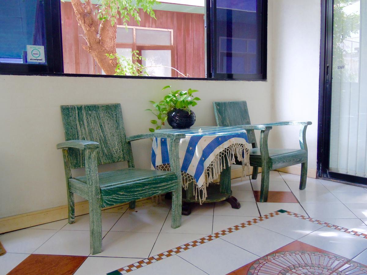 فندق Moonlight House ناخون راتشاسيما المظهر الخارجي الصورة